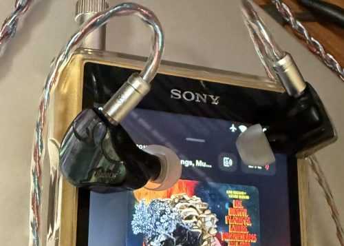 JUZEAR x Z Reviews Defiant – Groove Mode: Engaged